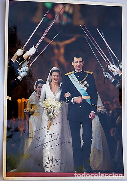 Otros Art&iacute;culos de Coleccionismo en Papel: Foto Boda Pr&iacute;ncipe de Asturias y Letizia. Firmada. Revista Pronto