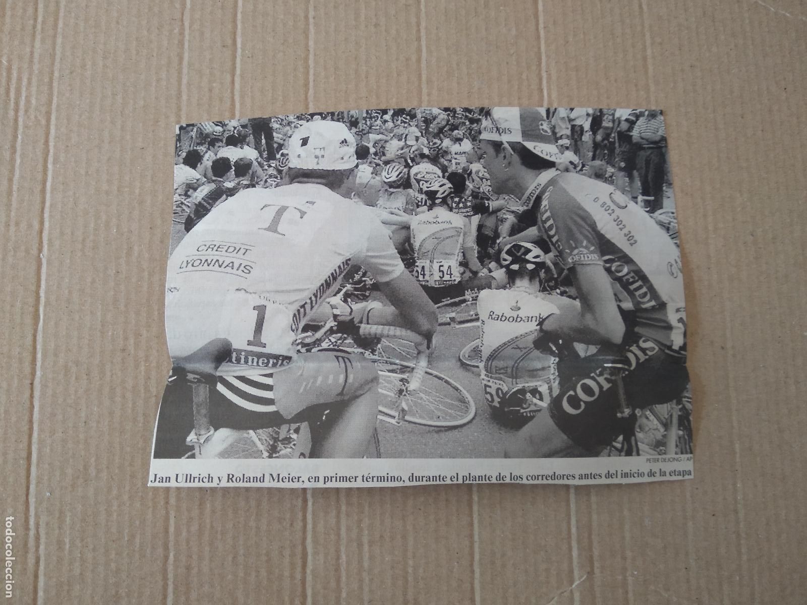 Otros Art&iacute;culos de Coleccionismo en Papel: ANTIGUO RECORTE DIARIO PERIODICO JAN ULLRICH ROLAND MEIER CICLISMO MIDE 16,2CM X 12,1CM