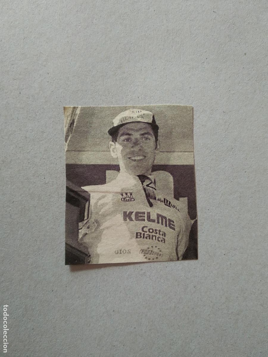 Otros Art&iacute;culos de Coleccionismo en Papel: ANTIGUO RECORTE DIARIO PERIODICO CICLISMO MIDE 4,6CM X 5,6CM