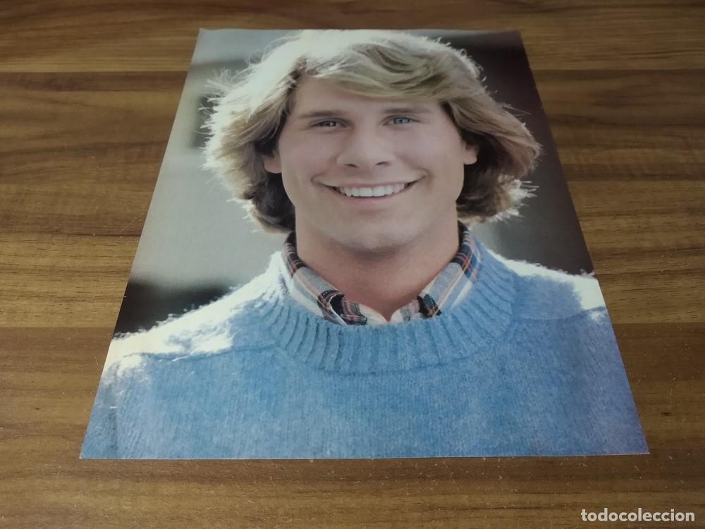 Otros Art&iacute;culos de Coleccionismo en Papel: (MQ094) Parker Stevenson * Mini Poster Pinup 28 x 21