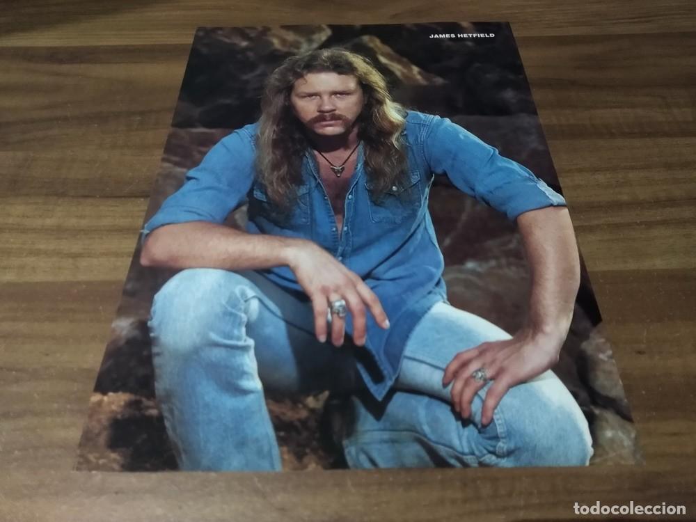 Otros Art&iacute;culos de Coleccionismo en Papel: (MQ315) Metallica * James Hetfield * Mini Poster Pinup 28 x 20
