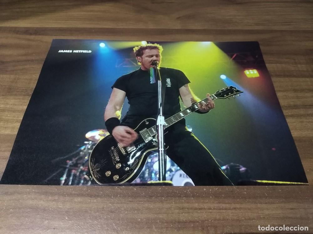 Otros Art&iacute;culos de Coleccionismo en Papel: (MQ318) Metallica * James Hetfield * Mini Poster Pinup 28 x 21
