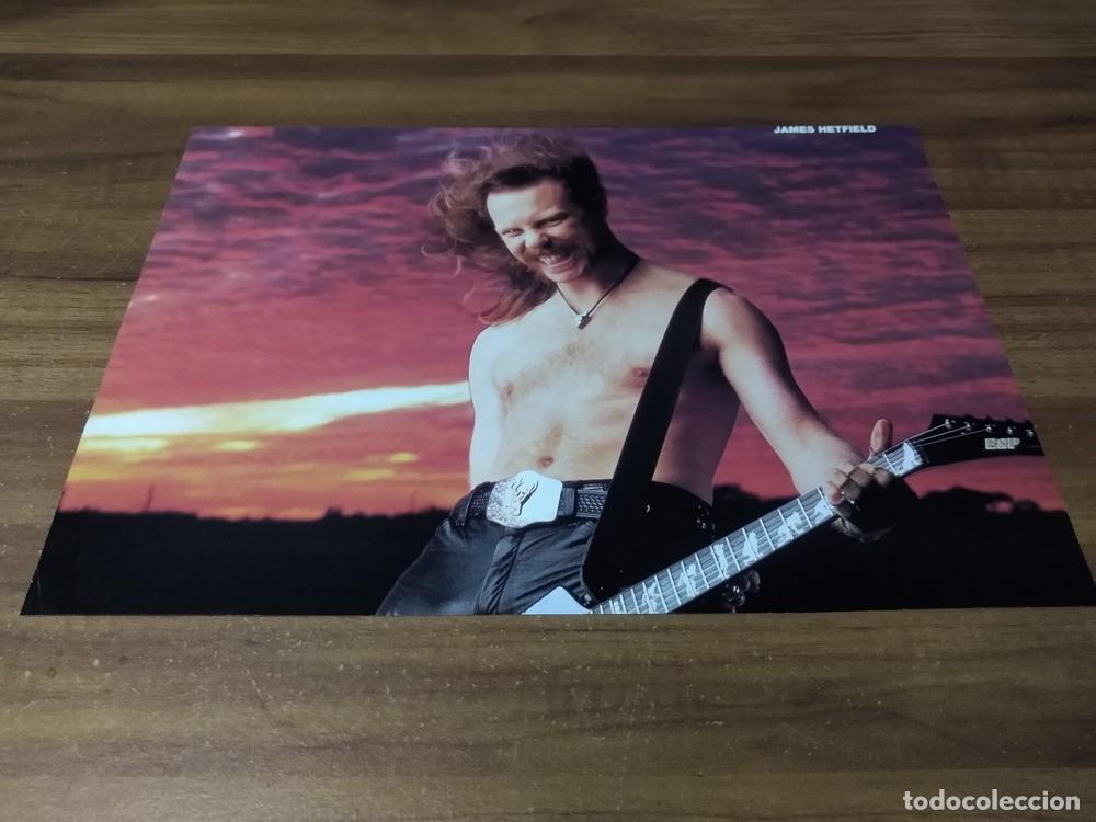 Otros Art&iacute;culos de Coleccionismo en Papel: (MQ460) Metallica * James Hetfield * Mini Poster Pinup 28 x 20