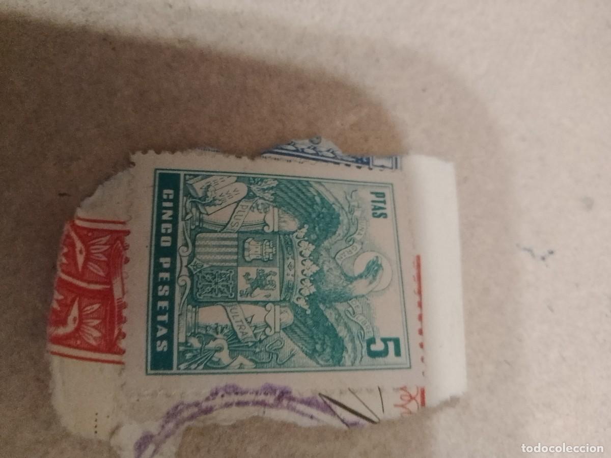 Paper Collecting Others: Sello 5 pesetas pegado cart&oacute;n