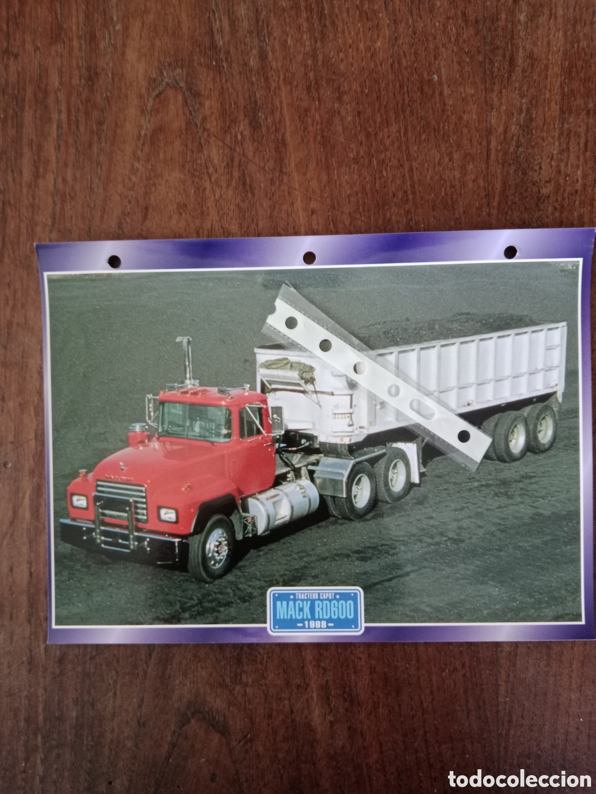 Paper Collecting Others: Ficha cami&oacute;n americano mack RD 600