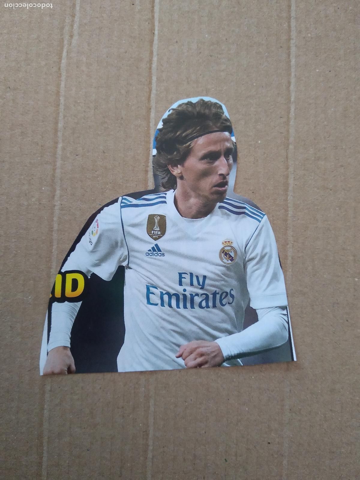 Otros Art&iacute;culos de Coleccionismo en Papel: RECORTE REVISTA JUGON MODRIC REAL MADRID MIDE 8,2CM X 9CM