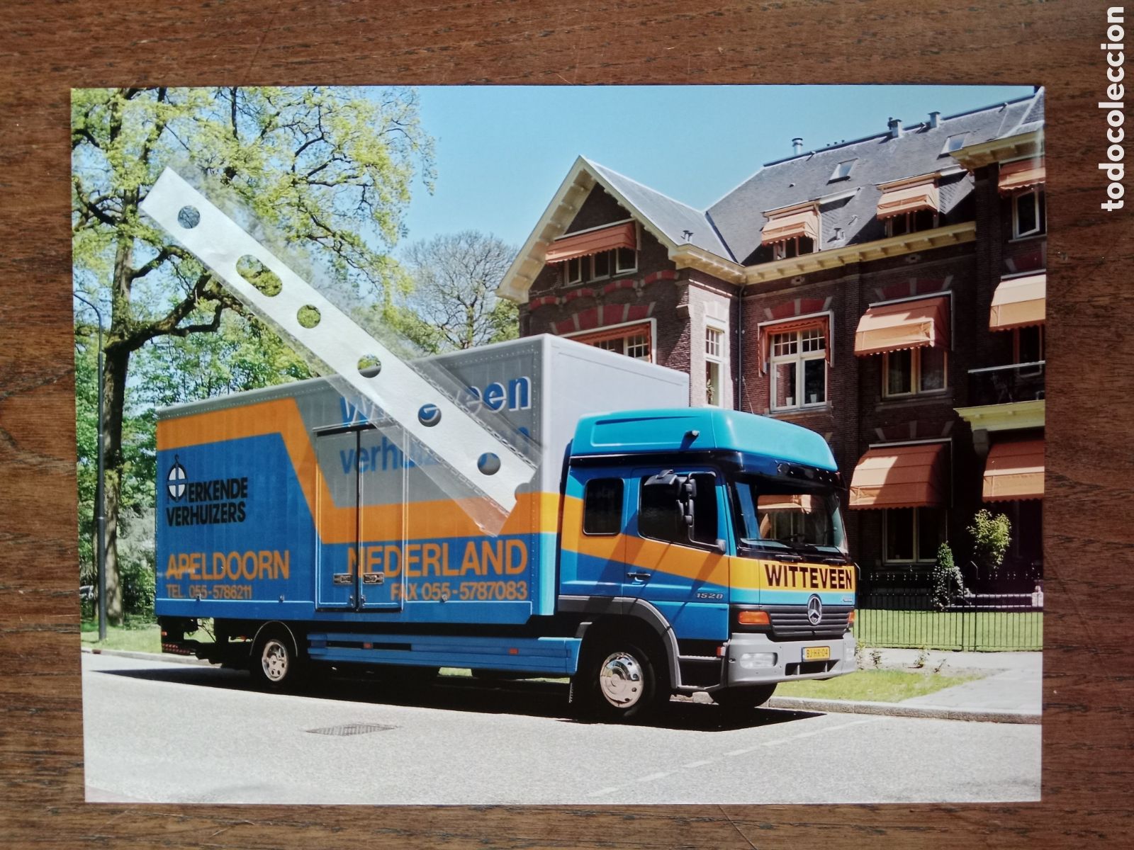 Outros artigos de papel: Fotograf&iacute;a cami&oacute;n mercedes Benz atego
