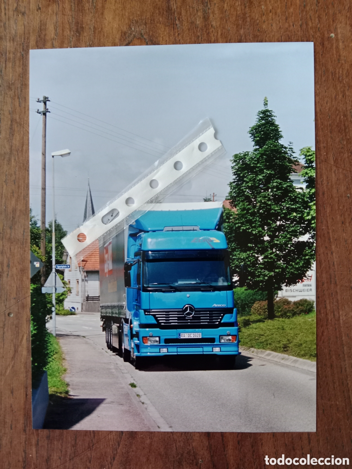 Outros artigos de papel: Fotograf&iacute;a cami&oacute;n mercedes Benz atego