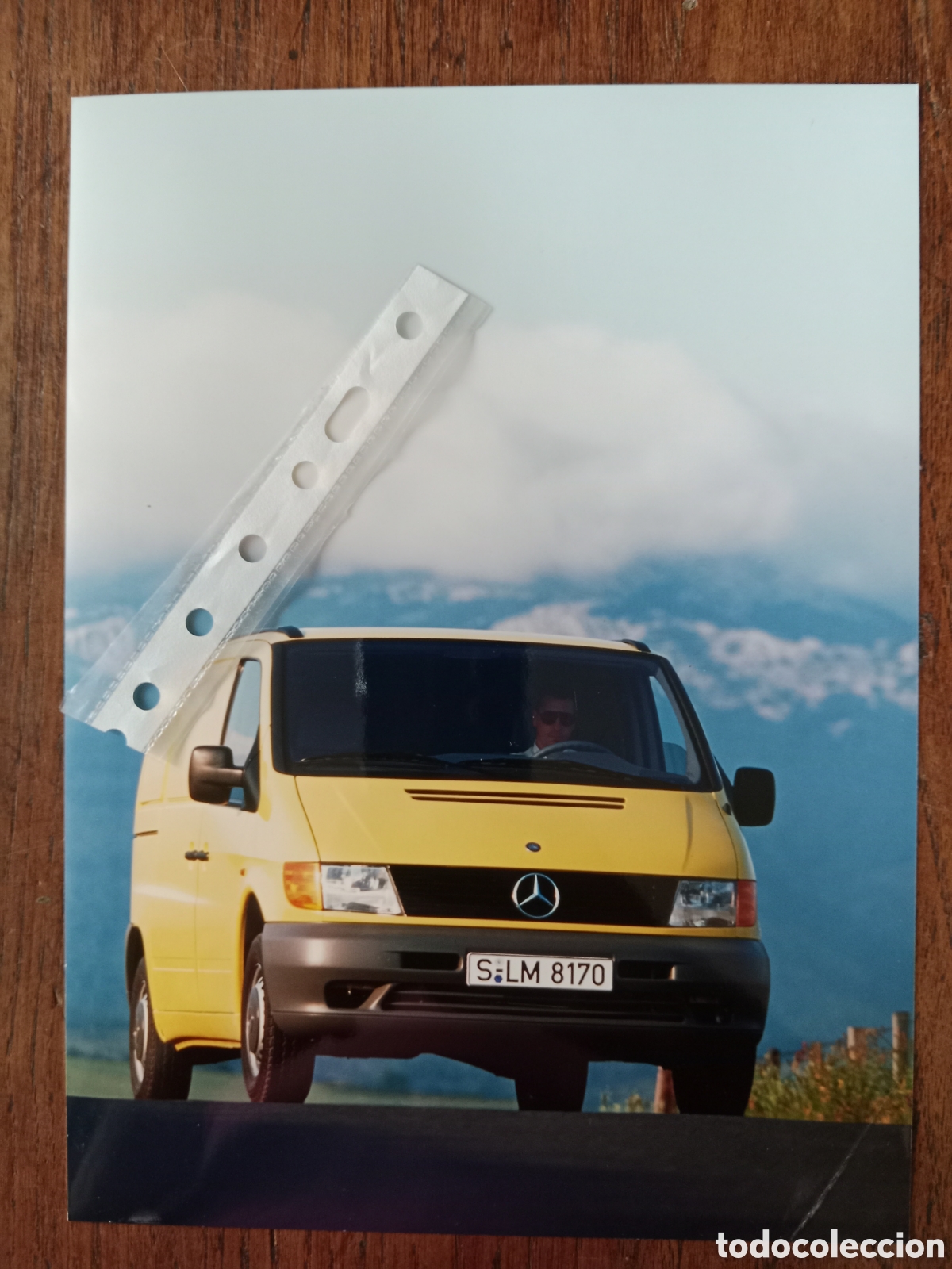 Outros artigos de papel: Fotograf&iacute;a furgoneta mercedes Benz vito