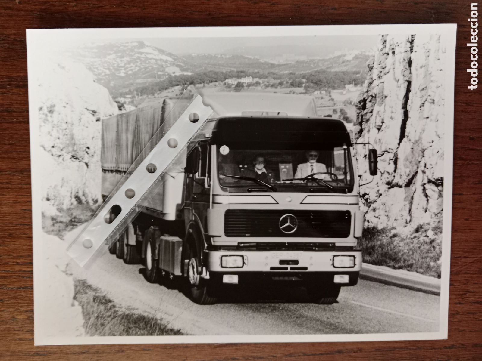 Collectionnisme Papier divers: Fotograf&iacute;a cami&oacute;n mercedes Benz