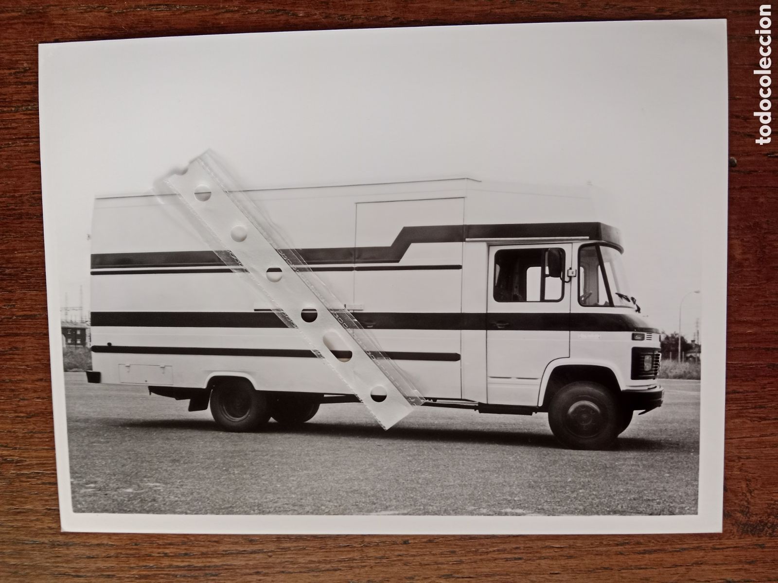 Sammelleidenschaft Andere Papierartikel: Fotograf&iacute;a furgoneta mercedes Benz