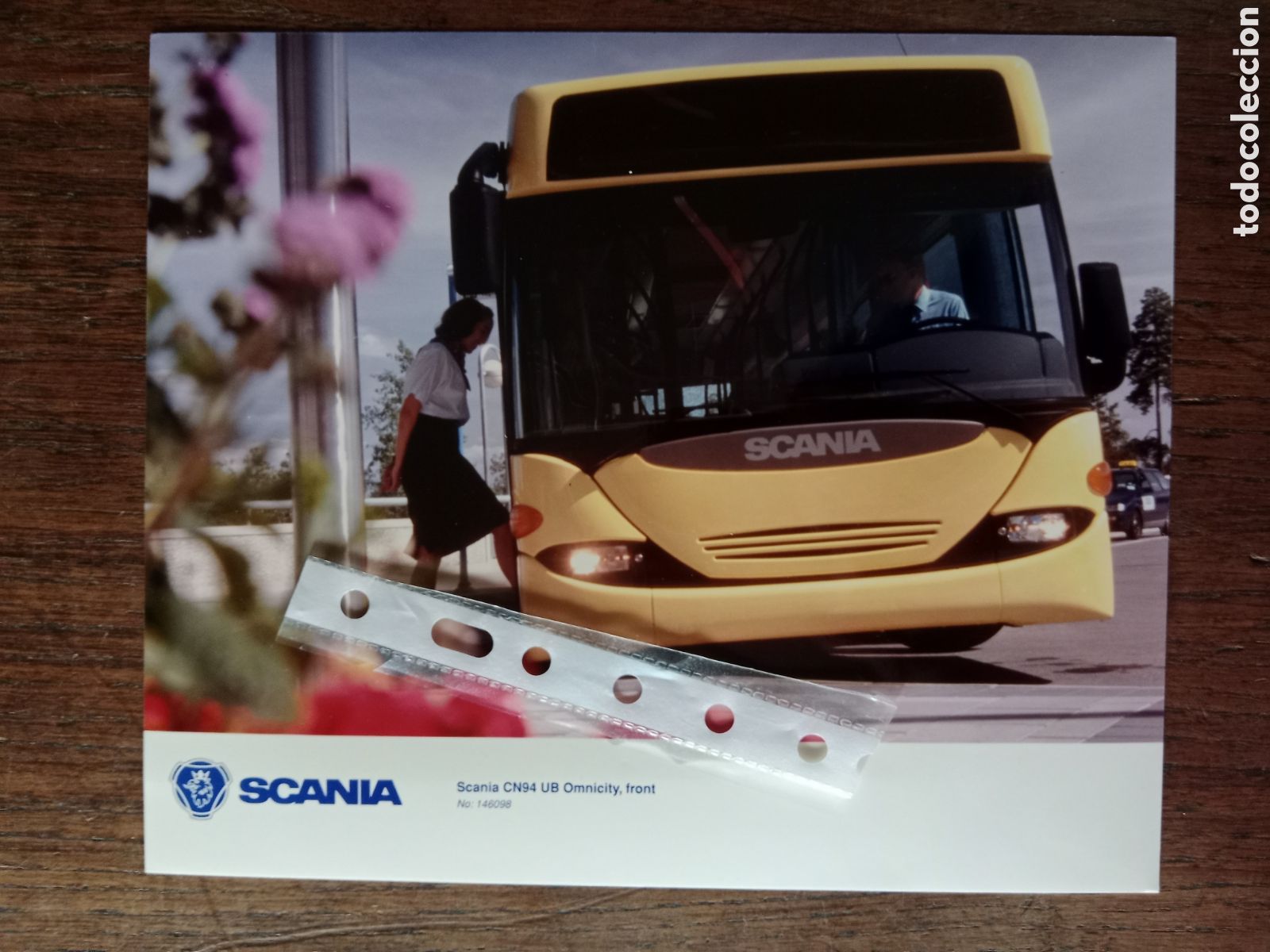 Paper Collecting Others: Fotograf&iacute;a autob&uacute;s autocar Scania