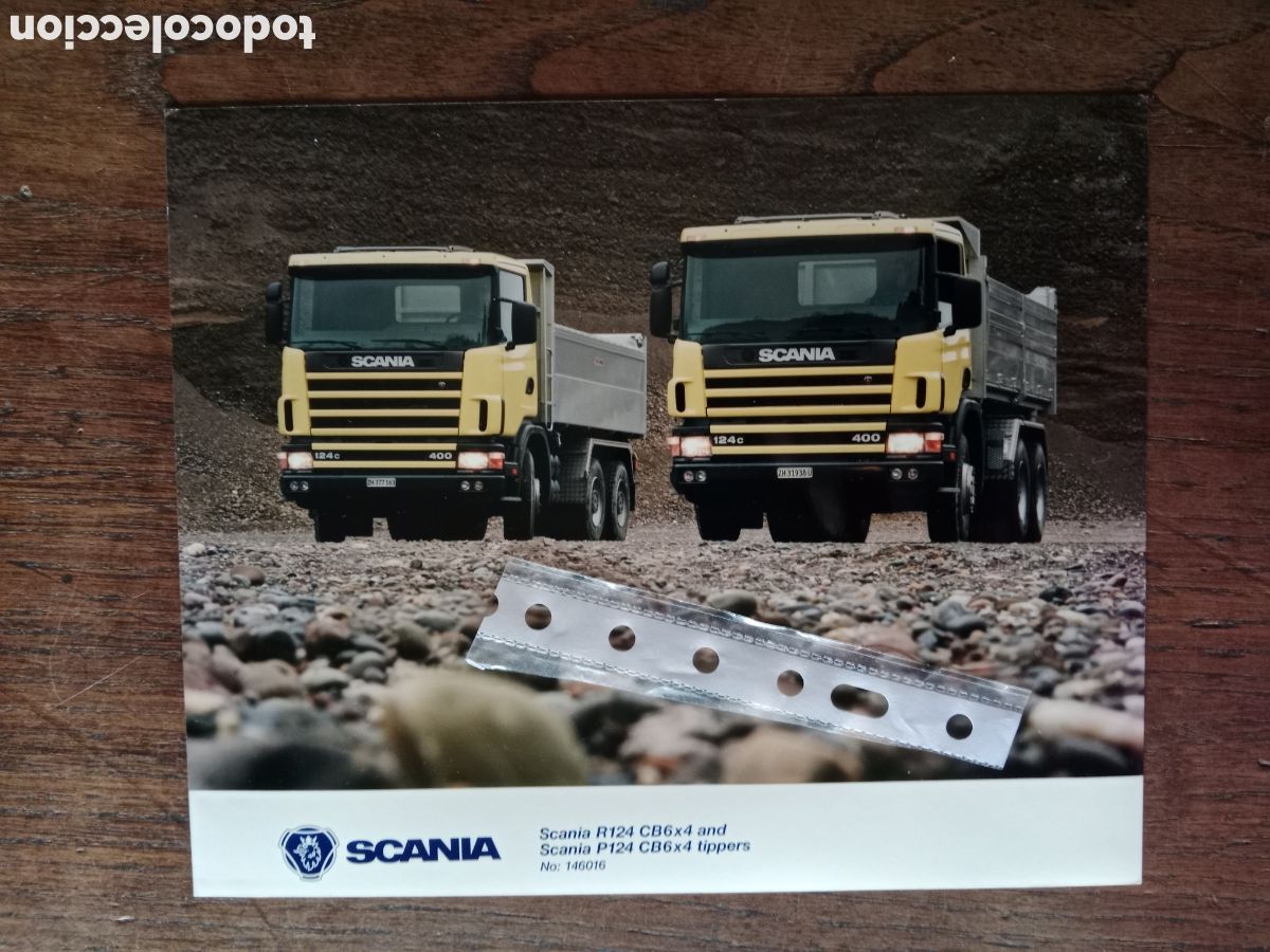Paper Collecting Others: Fotograf&iacute;a cami&oacute;n scania