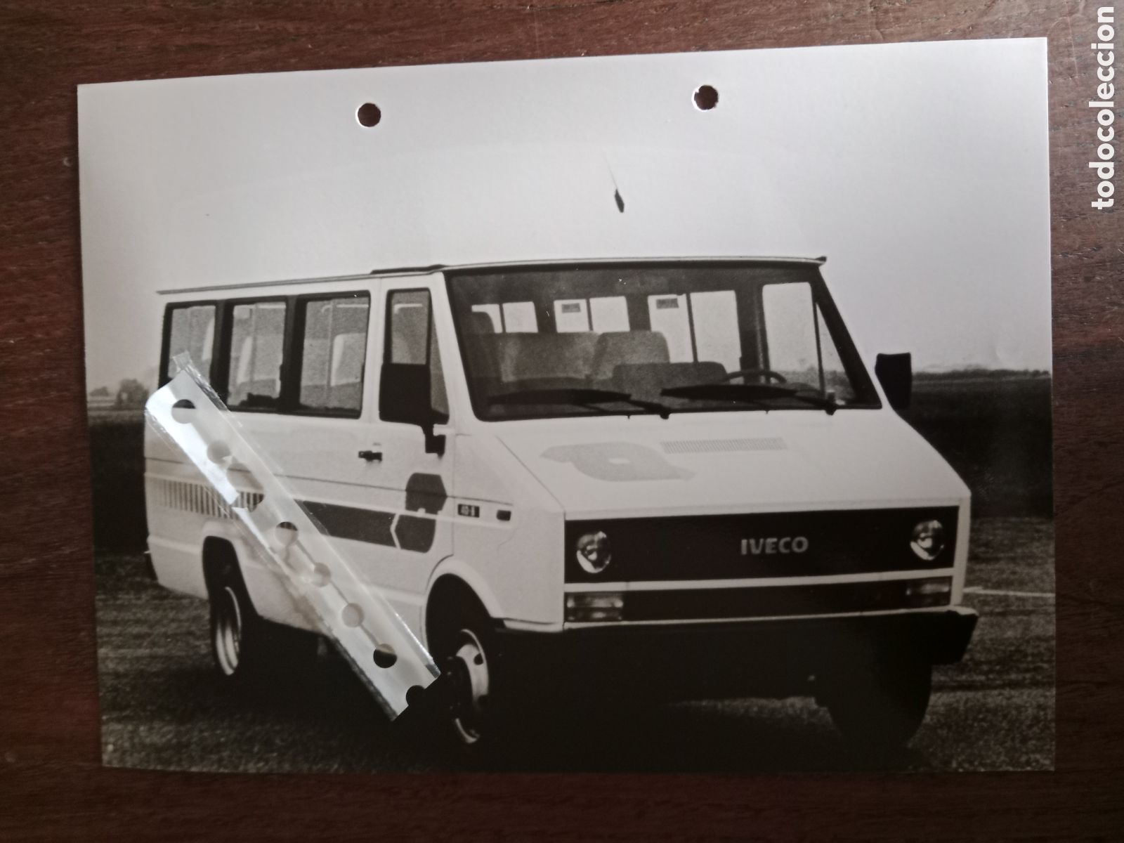 Collectionnisme Papier divers: Fotograf&iacute;a furgoneta Iveco micro bus