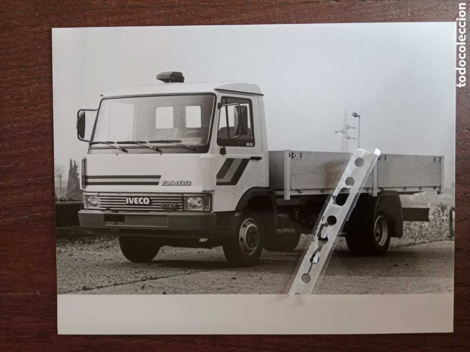 Paper Collecting Others: Fotograf&iacute;a cami&oacute;n Iveco