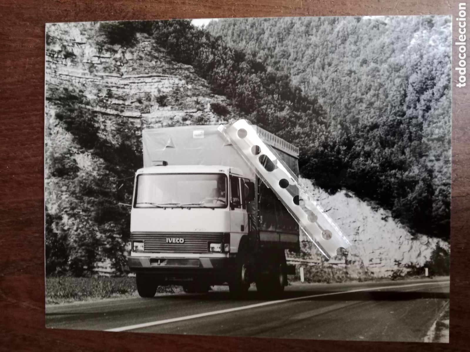 Paper Collecting Others: Fotograf&iacute;a cami&oacute;n Iveco