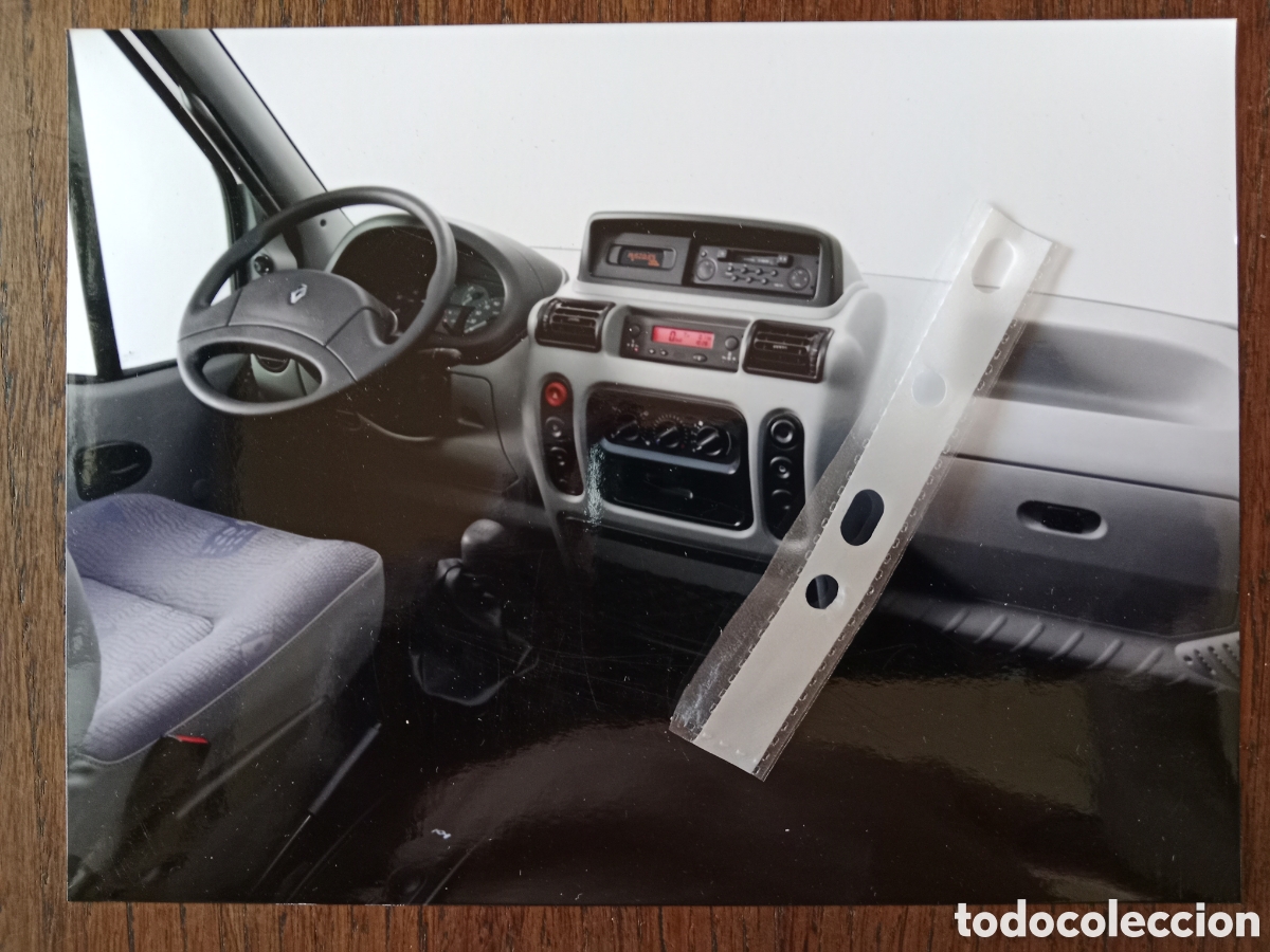 Outros artigos de papel: Fotograf&iacute;a furgoneta Renault m&aacute;ster