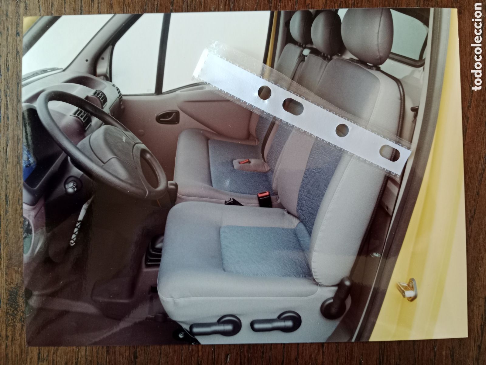 Outros artigos de papel: Fotograf&iacute;a furgoneta Renault m&aacute;ster