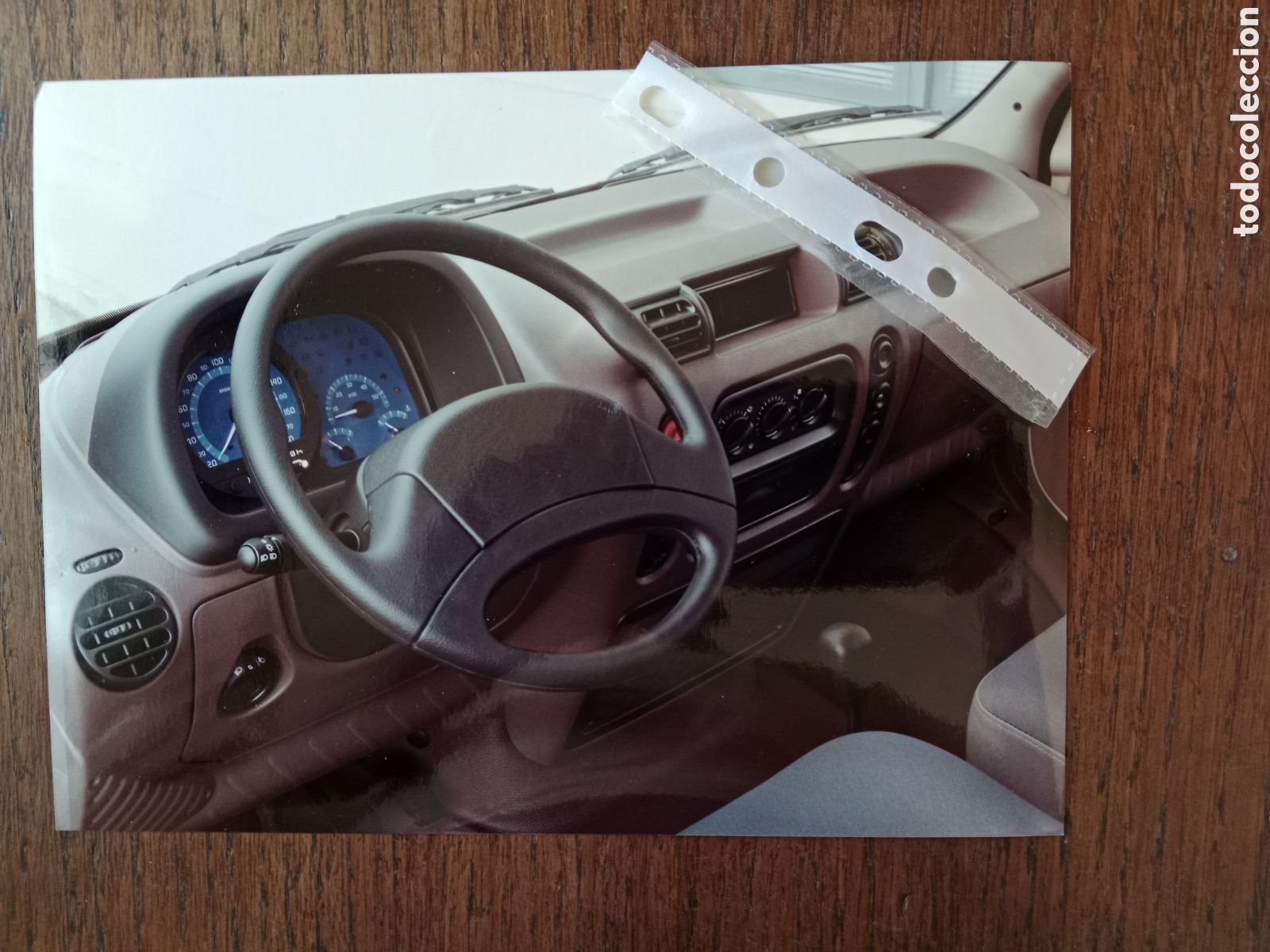 Outros artigos de papel: Fotograf&iacute;a furgoneta Renault m&aacute;ster