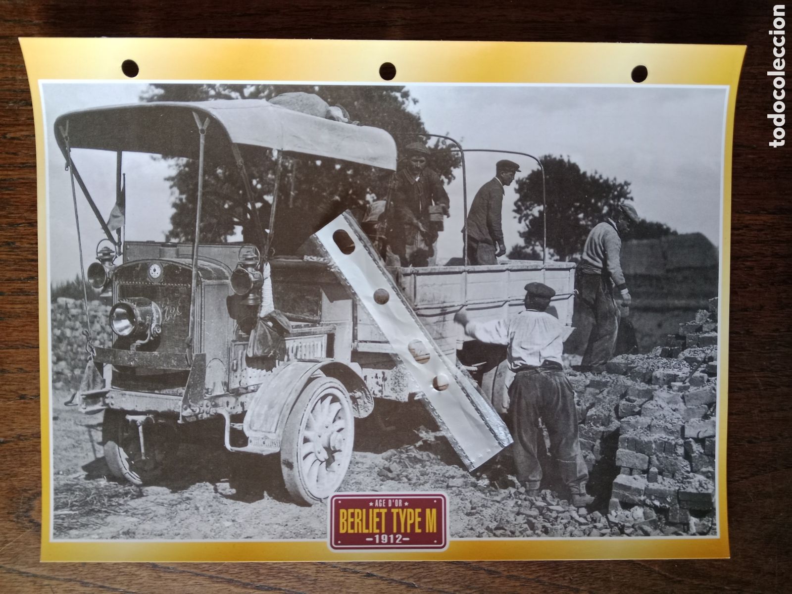 Collectionnisme Papier divers: Ficha camion Berliet Type M
