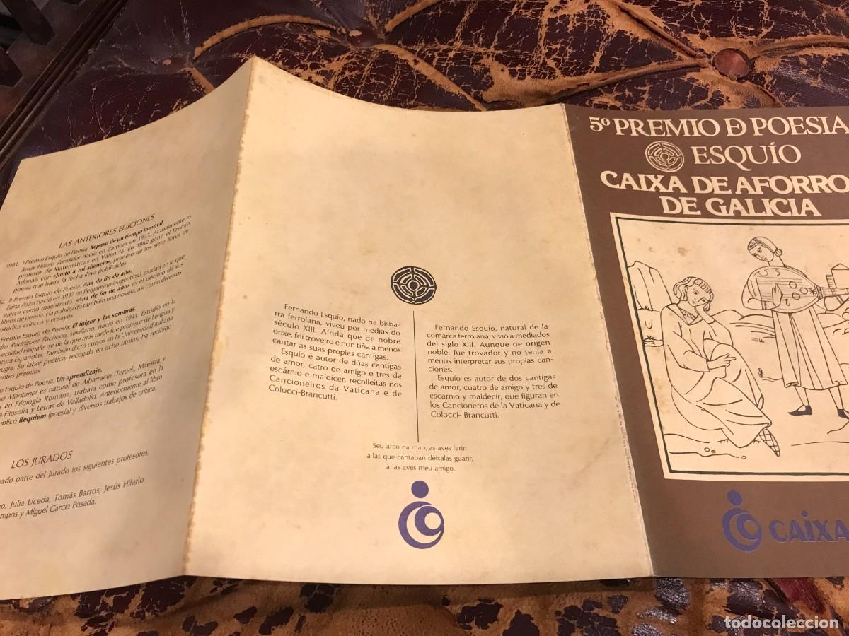 Otros Art&iacute;culos de Coleccionismo en Papel: BASES DEL 5&ordm; PREMIO DE POES&Iacute;A ESQU&Iacute;O, FERROL, 1985. CAIXA GALICIA. MEDIDAS ABIERTO: 45X22Cm