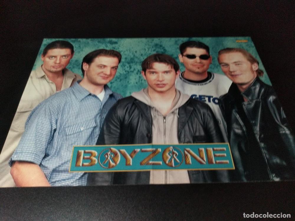 Otros art&iacute;culos de coleccionismo en papel: (Q008) Poster Boyzone * Michael Jackson * 41 x 29