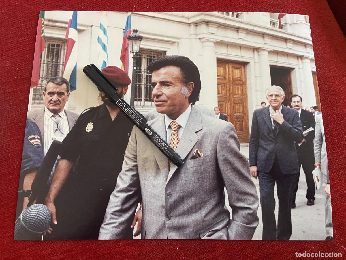 Collectionnisme Papier divers: FF1609 FOTO FOTOGRAFIA ORIGINAL PRESIDENTE DE ARGENTINA CARLOS MENEM POLICIA