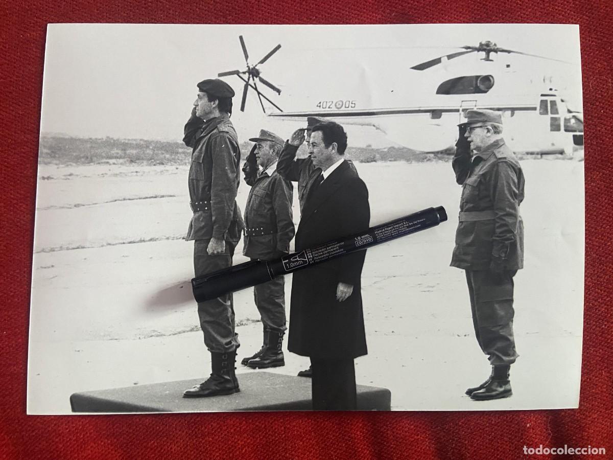 Outros artigos de papel: FF1882 FOTO FOTOGRAFIA ORIGINAL POLITICA EJERCITO MILITARES REY JUAN CARLOS HELICOPTERO