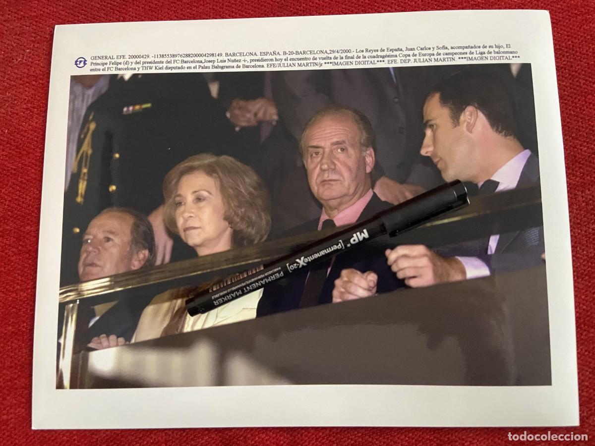Paper Collecting Others: F34232 FOTO FOTOGRAFIA ORIGINAL REY JUAN CARLOS REINA SOFIA (29-4-2000) JOSEP LUIS NU&Ntilde;EZ FELIPE