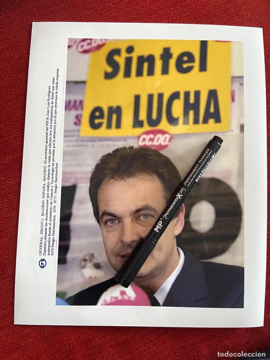 Otros art&iacute;culos de coleccionismo en papel: F34315 FOTO FOTOGRAFIA ORIGINAL POLITICA JOSE LUIS PEREZ ZAPATERO (11-5-2001) PSOE SINTEL