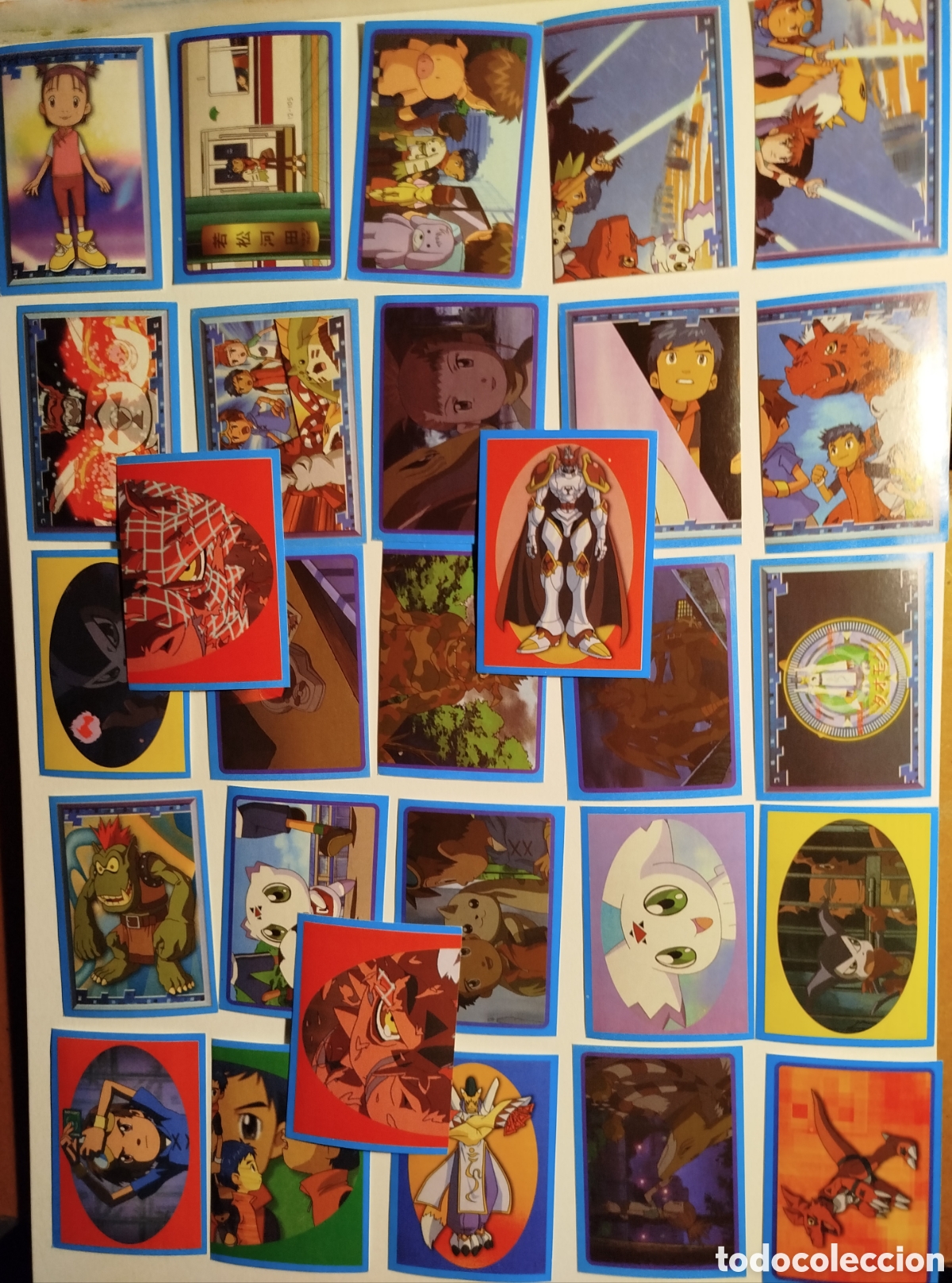 Otros Art&iacute;culos de Coleccionismo en Papel: Lote de 28 cromos de Digimon