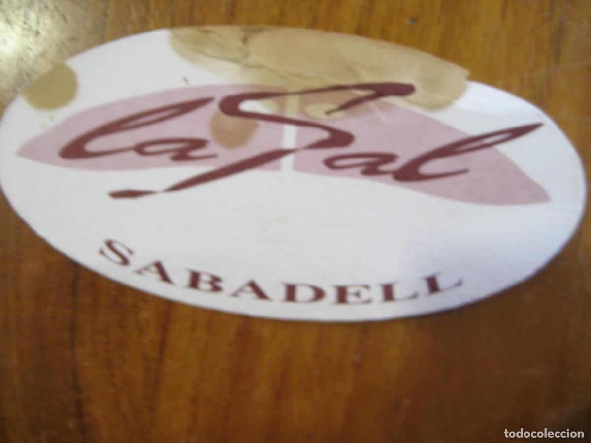 Otros art&iacute;culos de coleccionismo en papel: antiguo posa vasos . La sal de sabadell discoteca pub . 12 cm