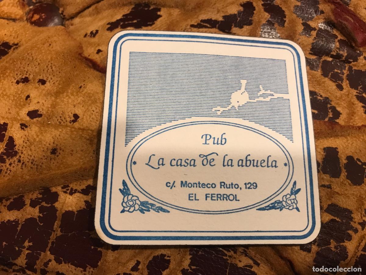Collectionnisme Papier divers: POSAVASOS. PUB LA CASA DE LA ABUELA, FERROL. 8,5 X 8,5CM
