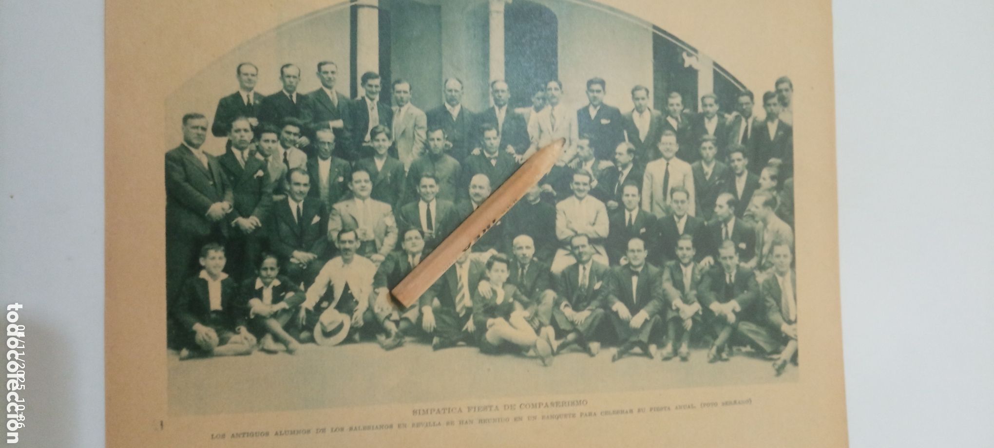 Outros artigos de papel: A&Ntilde;O 1933 RECORTE A2- ALUMNOS SALESIANOS DE SEVILLA FIESTA COMPA&Ntilde;ERISMO