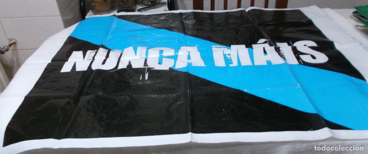 Otros art&iacute;culos de coleccionismo en papel: cartel banderola Nunca Mais