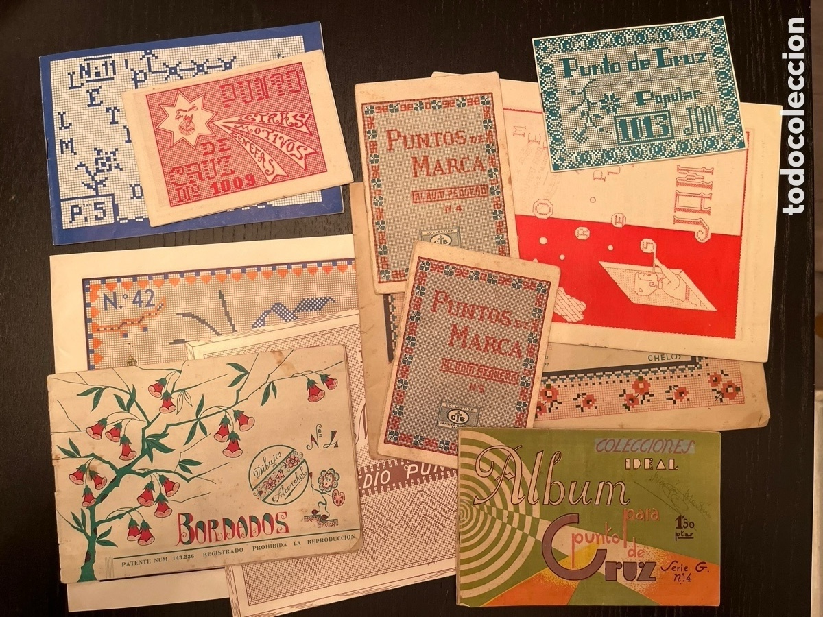 Altri oggetti di carta: Colecci&oacute;n cuadernos punto cruz