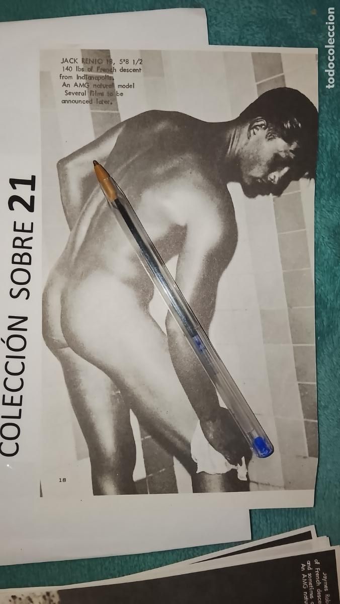 Altri oggetti di carta: hoja tematica gay artistica fotografica o comic hombre erotico desnudos culturismo homo sexo EROTICA