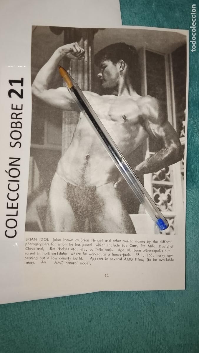 Altri oggetti di carta: hoja tematica gay artistica fotografica o comic hombre erotico desnudos culturismo homo sexo EROTICA