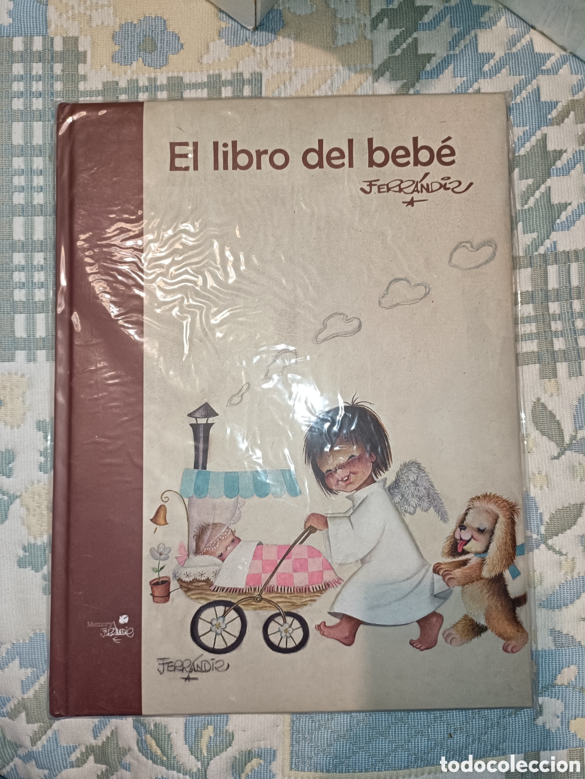 Outros artigos de papel: &rdquo;El libro del beb&eacute;&rdquo; de Joan Ferr&aacute;ndiz - Nuevo
