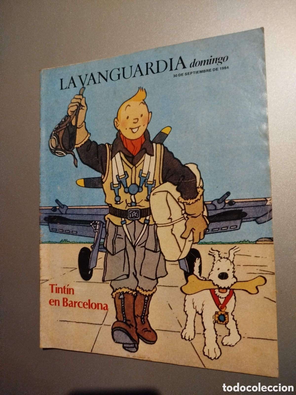 Altri oggetti di carta: Revista Tint&iacute;n en Barcelona La Vanguardia