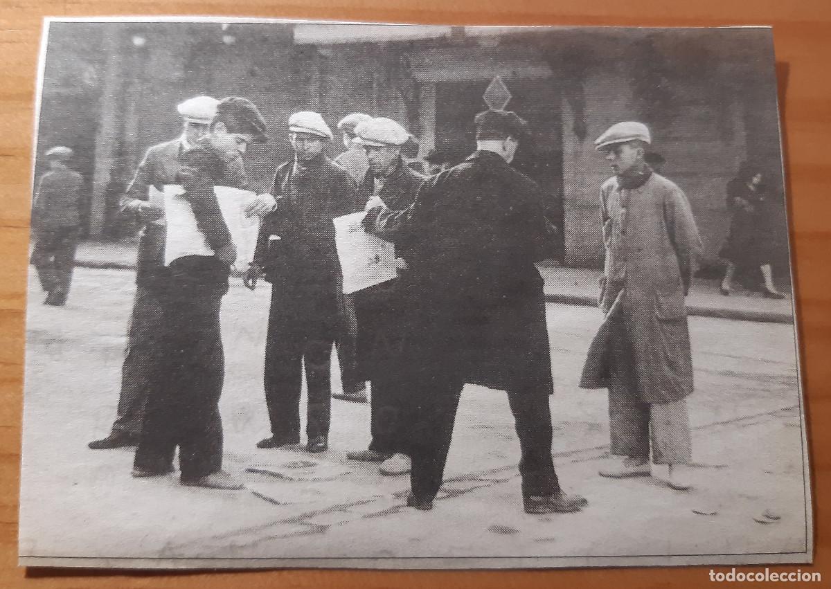 Otros Art&iacute;culos de Coleccionismo en Papel: RECORTE DE REVISTA - REPRODUCCI&Oacute;N VENDEDOR DE PERI&Oacute;DICOS - PERFECTO ESTADO