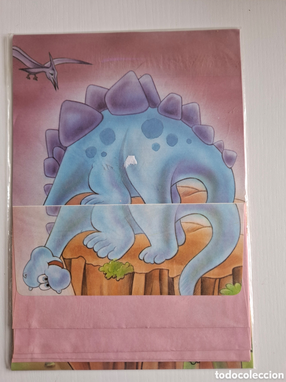 Otros Art&iacute;culos de Coleccionismo en Papel: Modelo Dinosaurios 2. Set hojas con sobre tipo cartas perfumadas