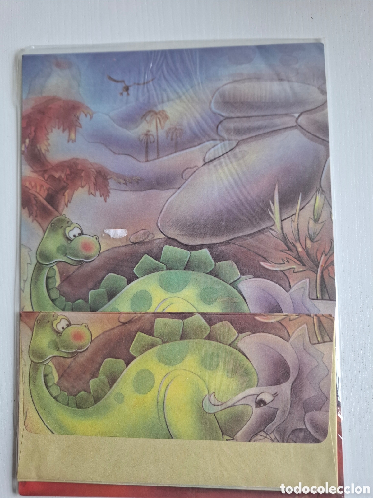 Otros Art&iacute;culos de Coleccionismo en Papel: Modelo Dinosaurios 3. Set hojas con sobre tipo cartas perfumadas