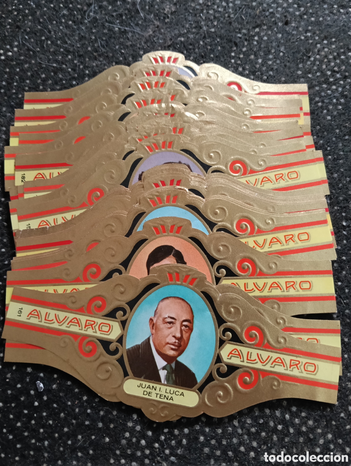 Otros Art&iacute;culos de Coleccionismo en Papel: Lote de 35 Vitolas nuevas Alvaro Serie Literatos