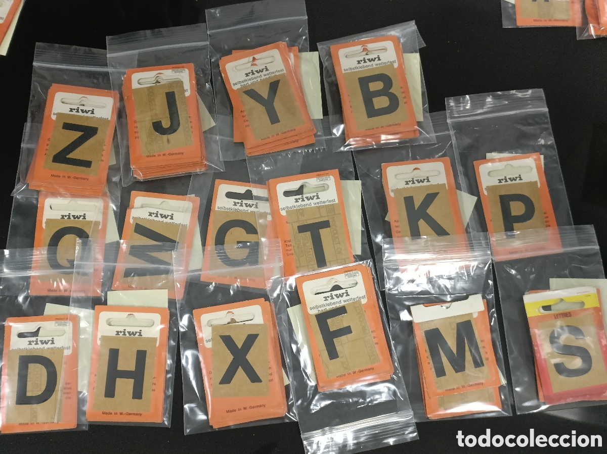 Otros Art&iacute;culos de Coleccionismo en Papel: A&ntilde;os 70/80. Letras adhesivos de la marca Riwi, producidos en Alemania Occidental para coleccionista