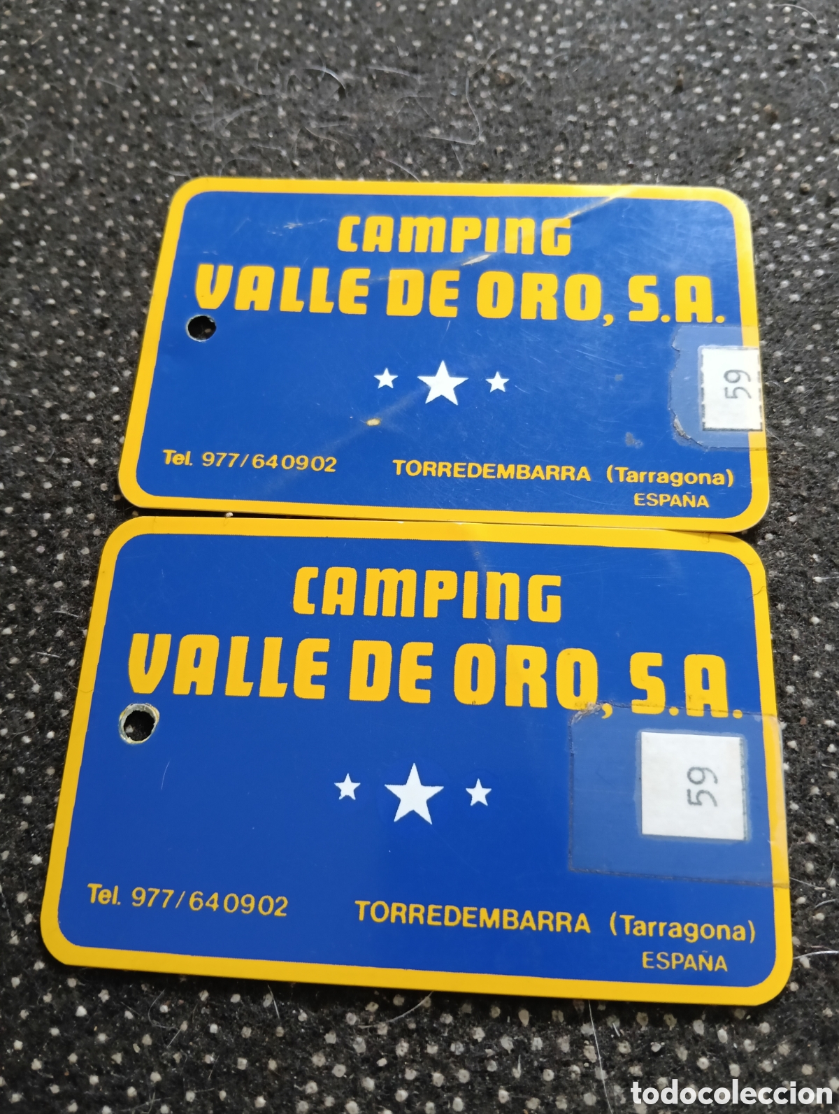 Otros Art&iacute;culos de Coleccionismo en Papel: 2 Pases o tarjetas de entrada del camping Valle de Oro s. a. Torredembarra, Tarragona