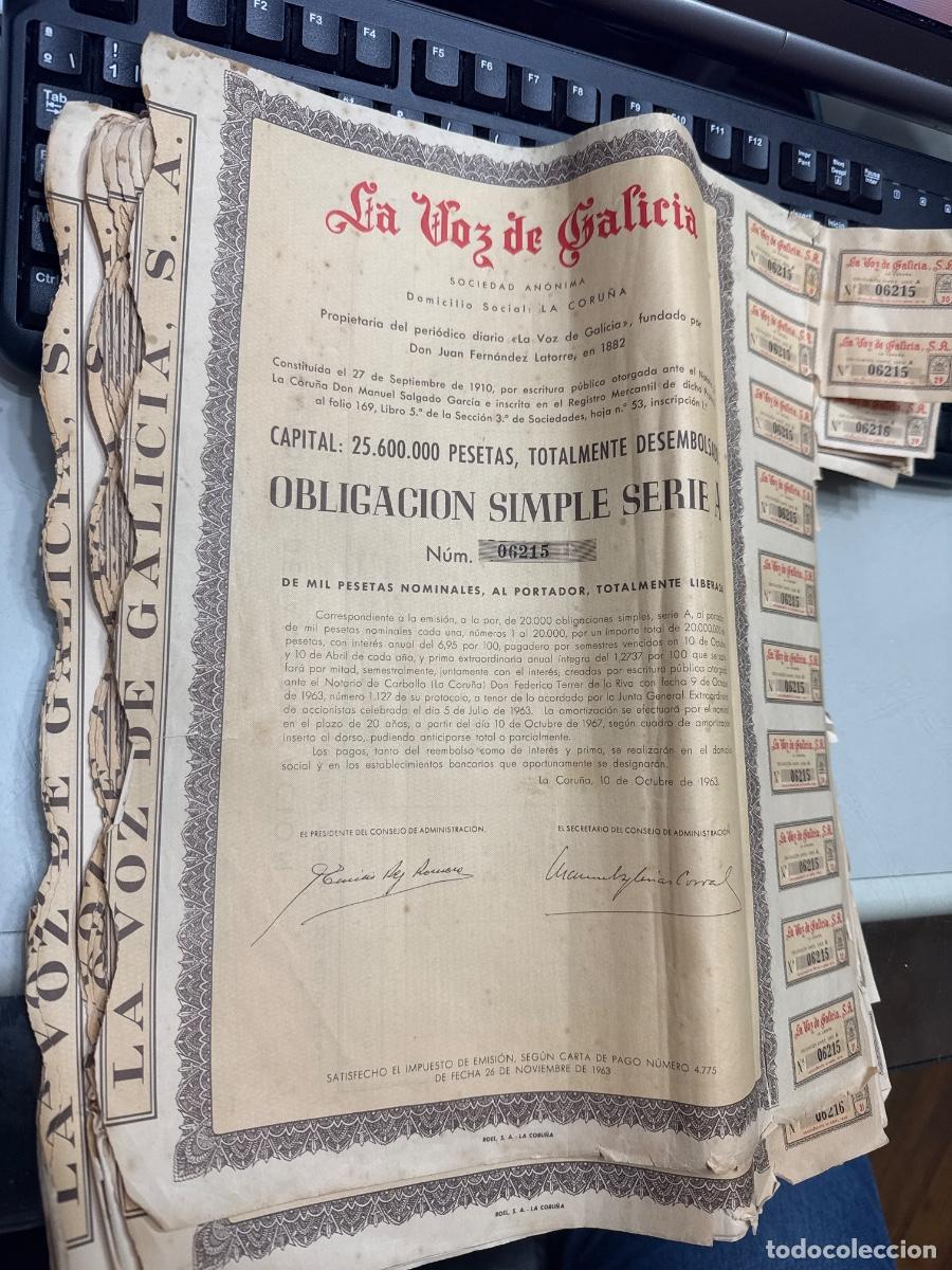 Otros Art&iacute;culos de Coleccionismo en Papel: Lote de 30 acciones de La Voz de Galicia S.A. A Coru&ntilde;a, Lugo Ourense Ponteveda.