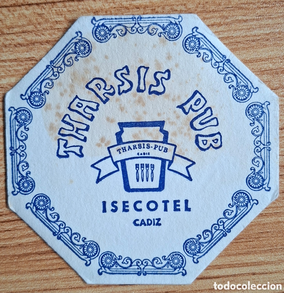 Otros Art&iacute;culos de Coleccionismo en Papel: Posavasos Tharsis Pub Isecotel azul - C&aacute;diz