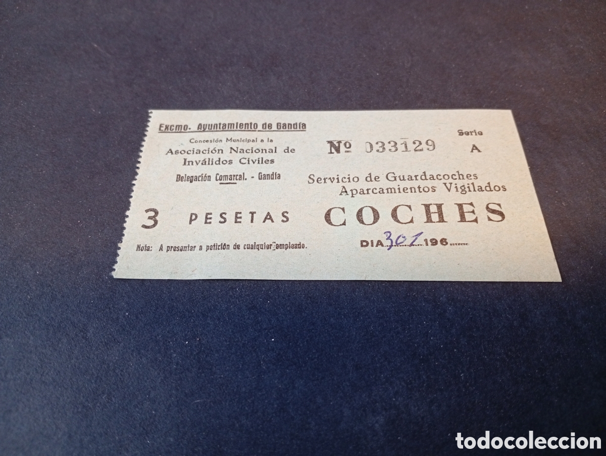 Otros Art&iacute;culos de Coleccionismo en Papel: Ticket ayuntamiento de Gand&iacute;a, guardacoches aparcamientos vigilados a&ntilde;os 60