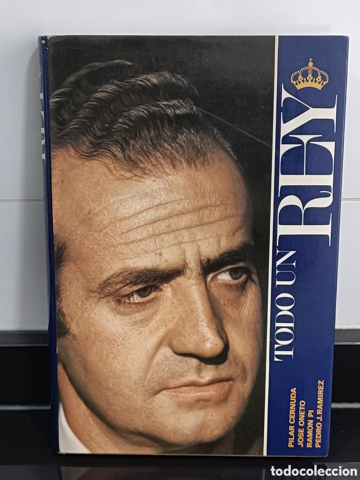 Otros Art&iacute;culos de Coleccionismo en Papel: 1981 libro Todo un rey Juan Carlos I, C&iacute;rculo de lectores